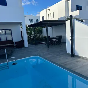 https://villa-danko.in-canary-islands.com